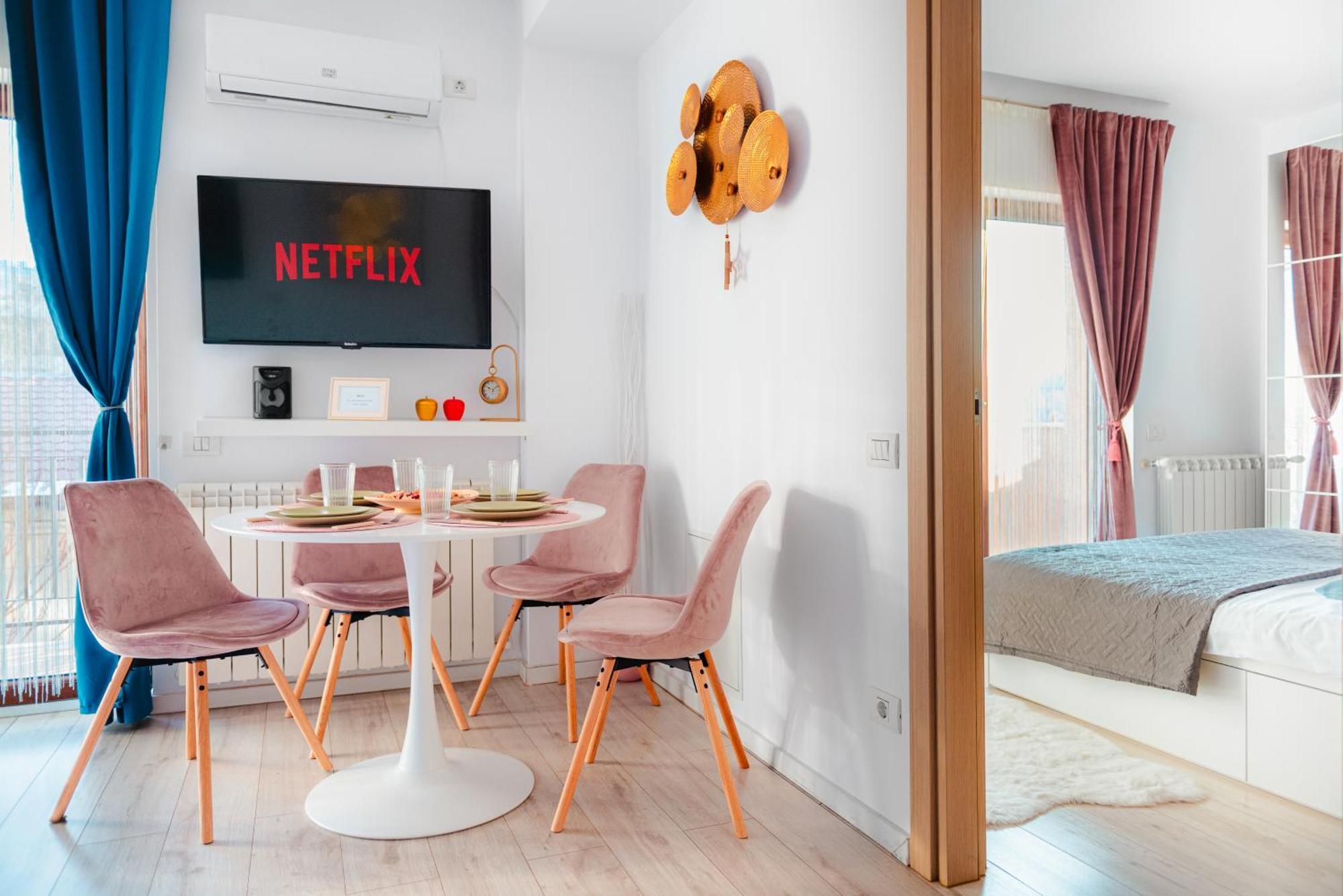 Downtown Apartment Boutique - Blue & Pink Bukarest Exterior foto